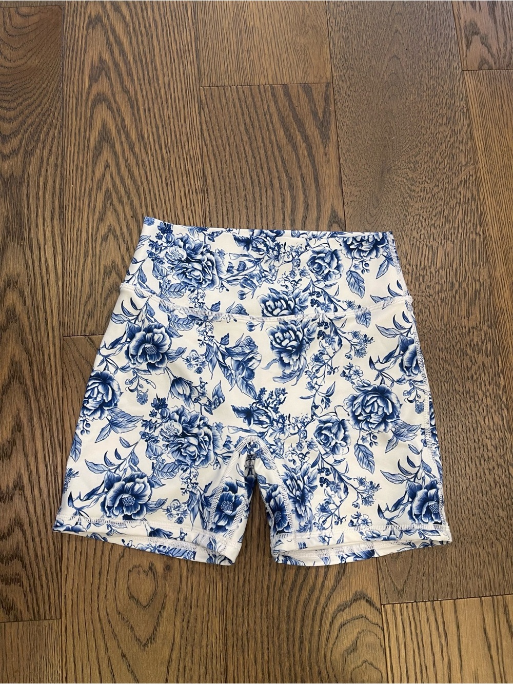 YPB Abercrombie High Rise Floral Shorts S Small